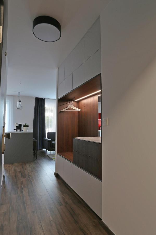 Modern Apartment Near The City Centre Urban Μπρατισλάβα Εξωτερικό φωτογραφία