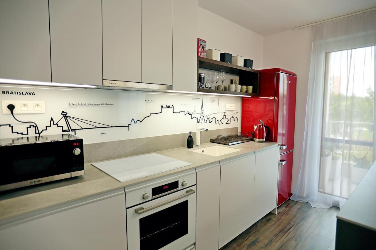 Modern Apartment Near The City Centre Urban Μπρατισλάβα Εξωτερικό φωτογραφία
