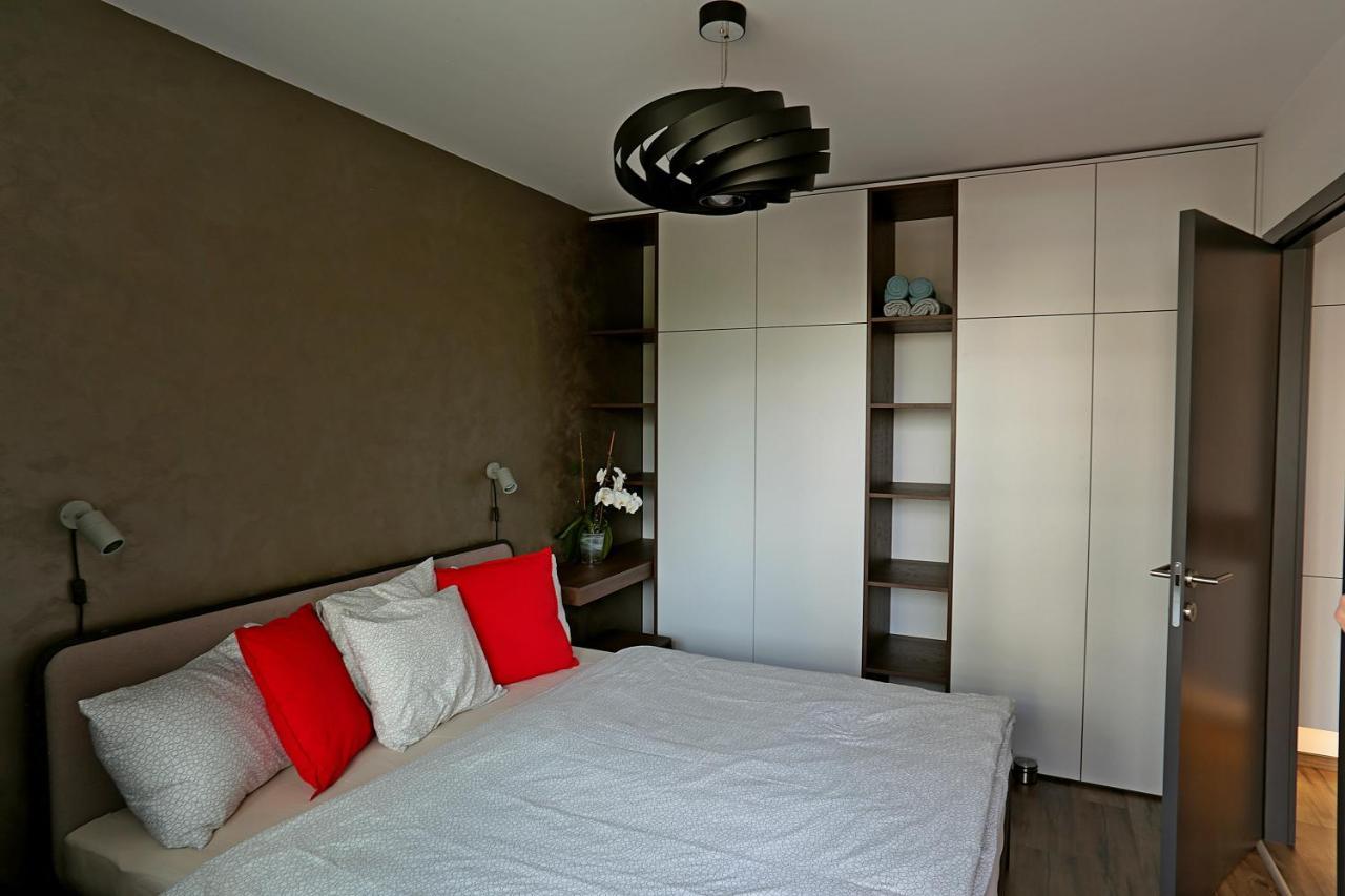 Modern Apartment Near The City Centre Urban Μπρατισλάβα Εξωτερικό φωτογραφία
